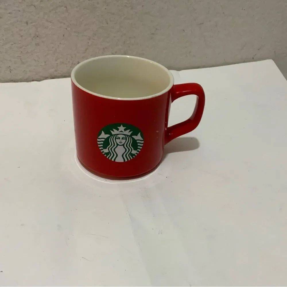 Starbucks Red Logo Mug 11oz Excellent A12